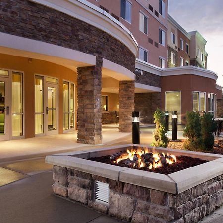 Courtyard Des Moines Ankeny Hotel Exterior photo